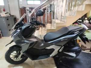Jual bekas Adv 160 doff abu abu 2024awal Gbm,lokasi di Kotagede
