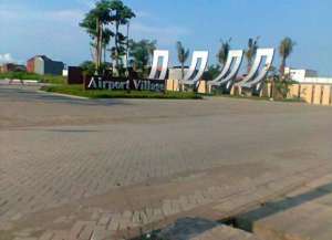 Airport Village Juanda 1lt siap huni lokasi di ",
          price: `1200000000`,
          currency: `IDR`
    };


    let pageData = {
        viewPhoneModalField: , tersedia melalui melalui situs Lamudi