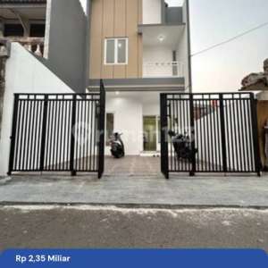 AKSES 2 MOBIL Rumah Dijual MURAH Di Kayu Putih Pulo Gadung Jakarta Timur Dekat Pulomas Jaktim , tersedia melalui melalui situs Rumah123