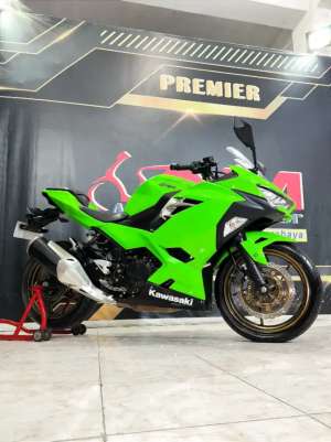 Jual bekas All-new Ninja 250 Hijau favorit 2018 joss. Anugerah motor rungkut,lokasi di Waru
