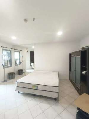 Apartemen Mediterania Garden Residence 1 Tanjung Duren lokasi di Tanjung Duren, tersedia melalui melalui situs Olx