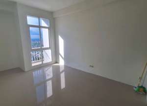 Bale Hinggil Apartemen Merr - Soekarno Hatta lokasi di keputih, tersedia melalui melalui situs Lamudi