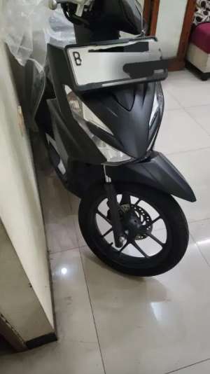 Jual bekas beat deluxe 2024 keylees km 150 ex wanita.pembelian thn 2025 bln 3,lokasi di Kebon Jeruk