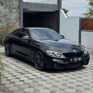 Jual bekas BMW 435i F32 Black on red,lokasi di 