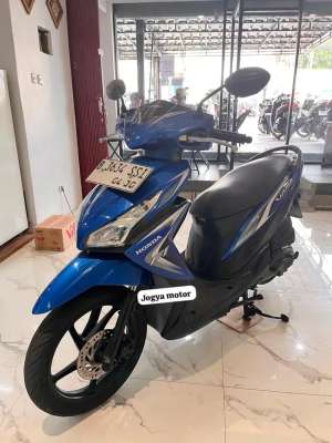 Jual bekas body amanhonda vario 110 th 2015,lokasi di Pondok Aren