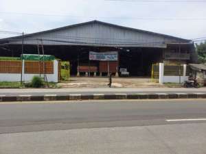 BU CEPAT Tanah Usaha Parung Bonus GudangLokasi Komersial Strategis Nego Sampai Deal lokasi di ",
          price: `41777400000`,
          currency: `IDR`
    };


    let pageData = {
        viewPhoneModalField: , tersedia melalui melalui situs Lamudi