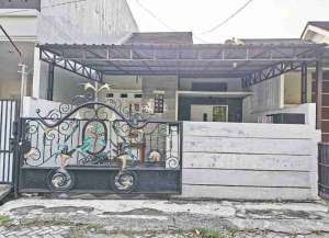 Butuh Laku Cepat Harga Menarik Kondisi Siap Pakai Rumah Minimalis Modern Selangkah Dari Kampus UNIMUS Kedungmundu Semarang Timur lokasi di ",
          price: `960000000`,
          currency: `IDR`
    };


    let pageData = {
        viewPhoneModalField: , tersedia melalui melalui situs Lamudi