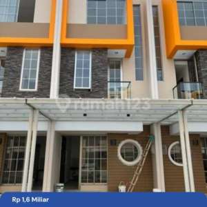 CashKpr - Rumah Pik2 Arcadia 4.5x10 3 Lantai , tersedia melalui melalui situs Rumah123