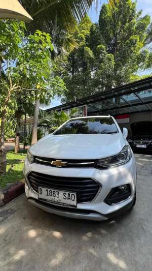 Jual bekas Chevrolet Trax premiere turbo 2019 putih,lokasi di 