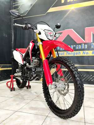 Jual bekas CRF L 150cc EXTREM Red 2020 odo.2rb siap trabas.Anugerah Motor Rungkut,lokasi di Gubeng