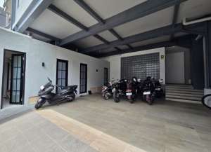 Cuan Jalan Terus Kost Premium Dekat UNTARTrisakti, Occupancy 100 lokasi di grogol-petamburan, tersedia melalui melalui situs Lamudi