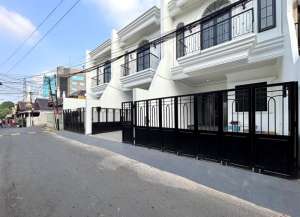 CUMA 2 M- ANBRAND NEW HOUSE CAWANG -OTISTA lokasi di cawang, tersedia melalui melalui situs Lamudi