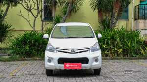 Jual bekas DAIHATSU XENIA R 1.3 FAMILY AT 2012 PUTIH,lokasi di Jawa Barat