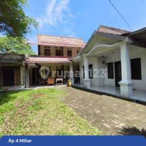 Dekat Taman Yasmin, Bogor, Rumah Asri dengan halaman luas, dekat dari jalan raya, investasi bagus , tersedia melalui melalui situs Rumah123