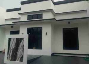 DI JUAL CEPAT Rumah BaruRapiHookGRAHA CATANIA Citra Raya Tangerang lokasi di ",
          price: `750000000`,
          currency: `IDR`
    };


    let pageData = {
        viewPhoneModalField: , tersedia melalui melalui situs Lamudi