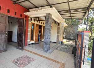 Di jual Rumah 2 lantai Furnished,tempat Strategis,dekat bandara juanda lokasi di ",
          price: `1500000000`,
          currency: `IDR`
    };


    let pageData = {
        viewPhoneModalField: , tersedia melalui melalui situs Lamudi