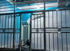 Di Jual Rumah Bisa Untuk Kontrakan Dua Lantai Di Babakan Ciparay Kota Bandung lokasi di ",
          price: `495000000`,
          currency: `IDR`
    };


    let pageData = {
        viewPhoneModalField: , tersedia melalui melalui situs Lamudi