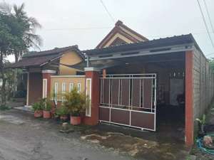 Di Jual Rumah Murah di Kutukan Garum Blitar lokasi di Sanan Wetan, tersedia melalui melalui situs Olx