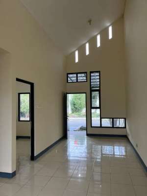 Di jual rumah termurah di Green Ara cluster Damar Harapan indah bekasi lokasi di Tarumajaya, tersedia melalui melalui situs Olx