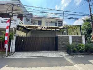 DI Jual Via Lelang Rumah Nyaman Dan Siap Huni di Rasamala Tebet lokasi di Jatinegara, tersedia melalui melalui situs Olx