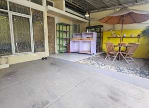 Di Kontrakan Rumah Bagus Di Jalan Utama Grand Depok City Depok lokasi di sukmajaya, tersedia melalui melalui situs Lamudi