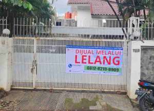Di lelang rumahmewah kemang selatan X no. 112 B, kel. bangka, shm, luas 945m2 lokasi di ",
          price: `14800000000`,
          currency: `IDR`
    };


    let pageData = {
        viewPhoneModalField: , tersedia melalui melalui situs Lamudi