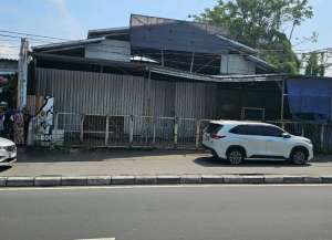 Di Sewakan Bangunan Ex Bengkel Cat Mobil Raya ByPass Juanda lokasi di sedati, tersedia melalui melalui situs Lamudi