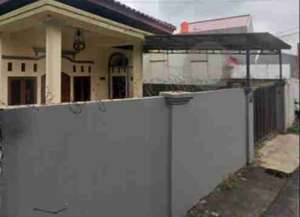 di sewakan rumah tahunan di Curug jaya jati Cempaka pondok gede Bekasi lokasi di ",
          price: `65000000`,
          currency: `IDR`
    };


    let pageData = {
        viewPhoneModalField: , tersedia melalui melalui situs Lamudi