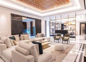 Dijual Apartement LePARC Residence Low Floor 5BR Full Furnished lokasi di kebon-melati, tersedia melalui melalui situs Lamudi