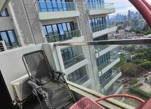 Dijual Cepat Apartemen Capitol Suites lokasi di ",
          price: `3200000000`,
          currency: `IDR`
    };


    let pageData = {
        viewPhoneModalField: , tersedia melalui melalui situs Lamudi