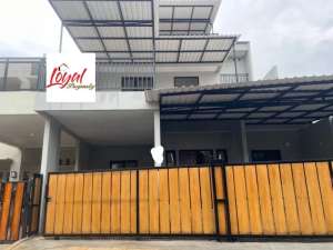 Dijual Cepat Rumah 2 M di Taman Crysant BSD CITY lokasi di Serpong, tersedia melalui melalui situs Olx