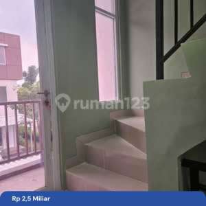 Dijual Cepat Rumah Baru Sedayu City Kelapa Gading , tersedia melalui melalui situs Rumah123