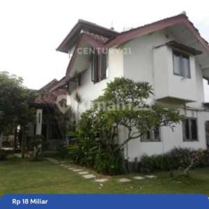 Dijual Cepat Rumah Besar Murah Butuh Uang Di Kuta Utara Bali , tersedia melalui melalui situs Rumah123