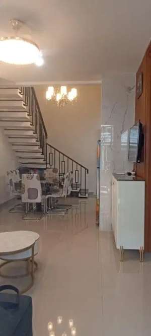 Dijual Cepat Rumah Cantik di Aryana Karawaci lokasi di Karawaci, tersedia melalui melalui situs Olx