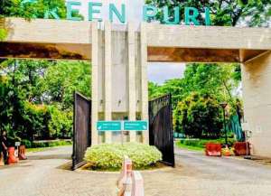 Dijual cepat Rumah di Green Puri 3 Duri Kosambi Cengkareng Jakarta Barat lokasi di ",
          price: `1690000000`,
          currency: `IDR`
    };


    let pageData = {
        viewPhoneModalField: , tersedia melalui melalui situs Lamudi