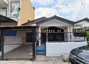 Dijual Cepat Rumah di Perumahan Daan Mogot By Rumah Chinida Mk lokasi di ",
          price: `1350000000`,
          currency: `IDR`
    };


    let pageData = {
        viewPhoneModalField: , tersedia melalui melalui situs Lamudi