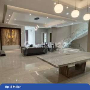 Dijual Cepat Rumah Mewah Katamaran Indah, PIK , tersedia melalui melalui situs Rumah123