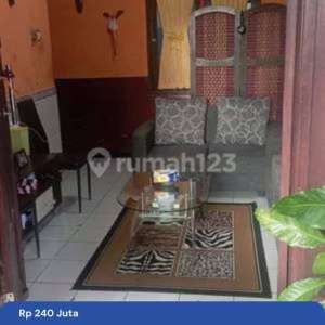 Dijual Cepat Rumah Siap Huni.. Buat Biaya Kuliah Anak , tersedia melalui melalui situs Rumah123
