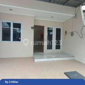 Dijual Cepat Rumah Sudah Renovasi Kelapa Molek Kelapa Gading Sudah Tinggj Dr.jalan , tersedia melalui melalui situs Rumah123