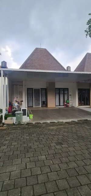 Dijual Di Dalam Perum Mewah Perumahan The Amaya Type Foresta Ungaran lokasi di Ungaran Timur, tersedia melalui melalui situs Olx