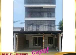 DIJUALDISEWAKAN RUMAH 4 Lantai di Villagio, Perumahan Citra Raya Cikupa - Tangerang lokasi di cikupa, tersedia melalui melalui situs Lamudi