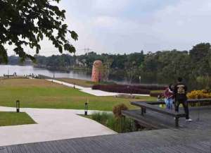 Dijual hunian eksklusif casacomo view Danau lokasi di ",
          price: `1333000000`,
          currency: `IDR`
    };


    let pageData = {
        viewPhoneModalField: , tersedia melalui melalui situs Lamudi