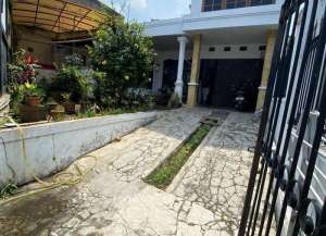 Dijual Murah Rumah Besar Cipaganti Bandung lokasi di ",
          price: `5500000000`,
          currency: `IDR`
    };


    let pageData = {
        viewPhoneModalField: , tersedia melalui melalui situs Lamudi