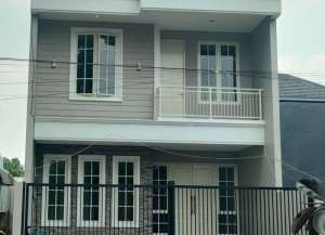 Dijual Rumah 2 lantai di Gayung Kebonsari Surabaya lokasi di gayungan, tersedia melalui melalui situs Lamudi