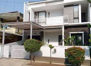 DIJUAL RUMAH 2LANTAI KOMPLEK KAWALUYAAN lokasi di buahbatu, tersedia melalui melalui situs Lamudi