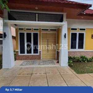 Dijual Rumah Asri di Bintaro Permai III, Jakarta Selatan - Cocok untuk Hunian, Kantor, atau Rumah Kost , tersedia melalui melalui situs Rumah123