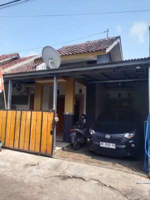 Dijual Rumah Bagus Dan Siap Huni Harga Murah Di Kartasura Strategis lokasi di Kartasura, tersedia melalui melalui situs Olx