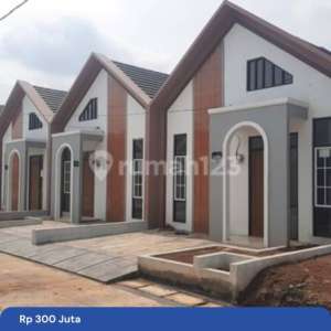 Dijual Rumah BagusMurah Dekat Sekolahan Islam Terpadu , tersedia melalui melalui situs Rumah123