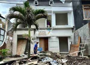 Dijual Rumah Baru American Classic Di Sengkaling Malang lokasi di ",
          price: `1675000000`,
          currency: `IDR`
    };


    let pageData = {
        viewPhoneModalField: , tersedia melalui melalui situs Lamudi