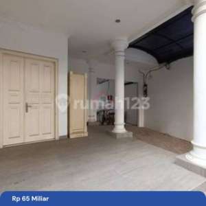 Dijual Rumah Baru Bagus 2 Lantai Siap Huni Di Menteng , tersedia melalui melalui situs Rumah123